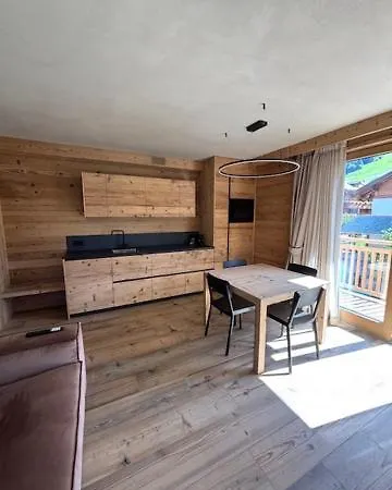 Pierita Stua Genziana E Ginepro Lejlighed Bormio